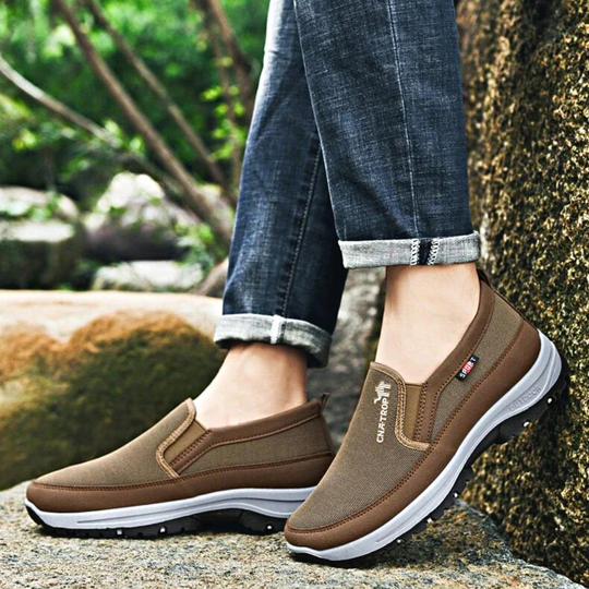 Herren Wanderschuhe Slip On Rutschfest Atmungsaktiv 1