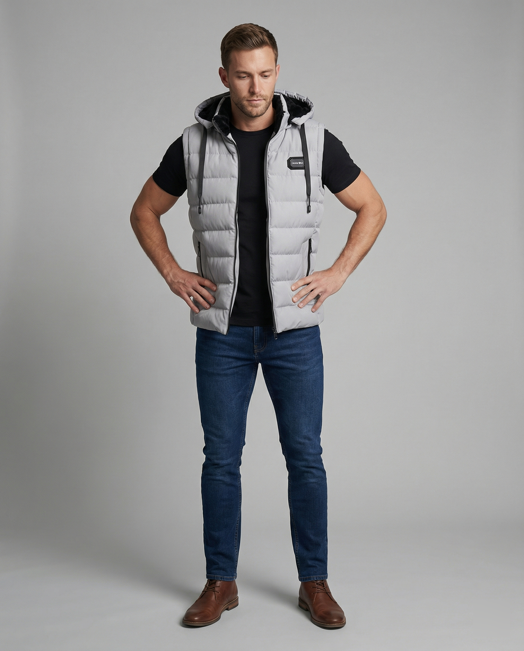 Ärmellose Kapuzen-Pufferweste | Damenmode 1