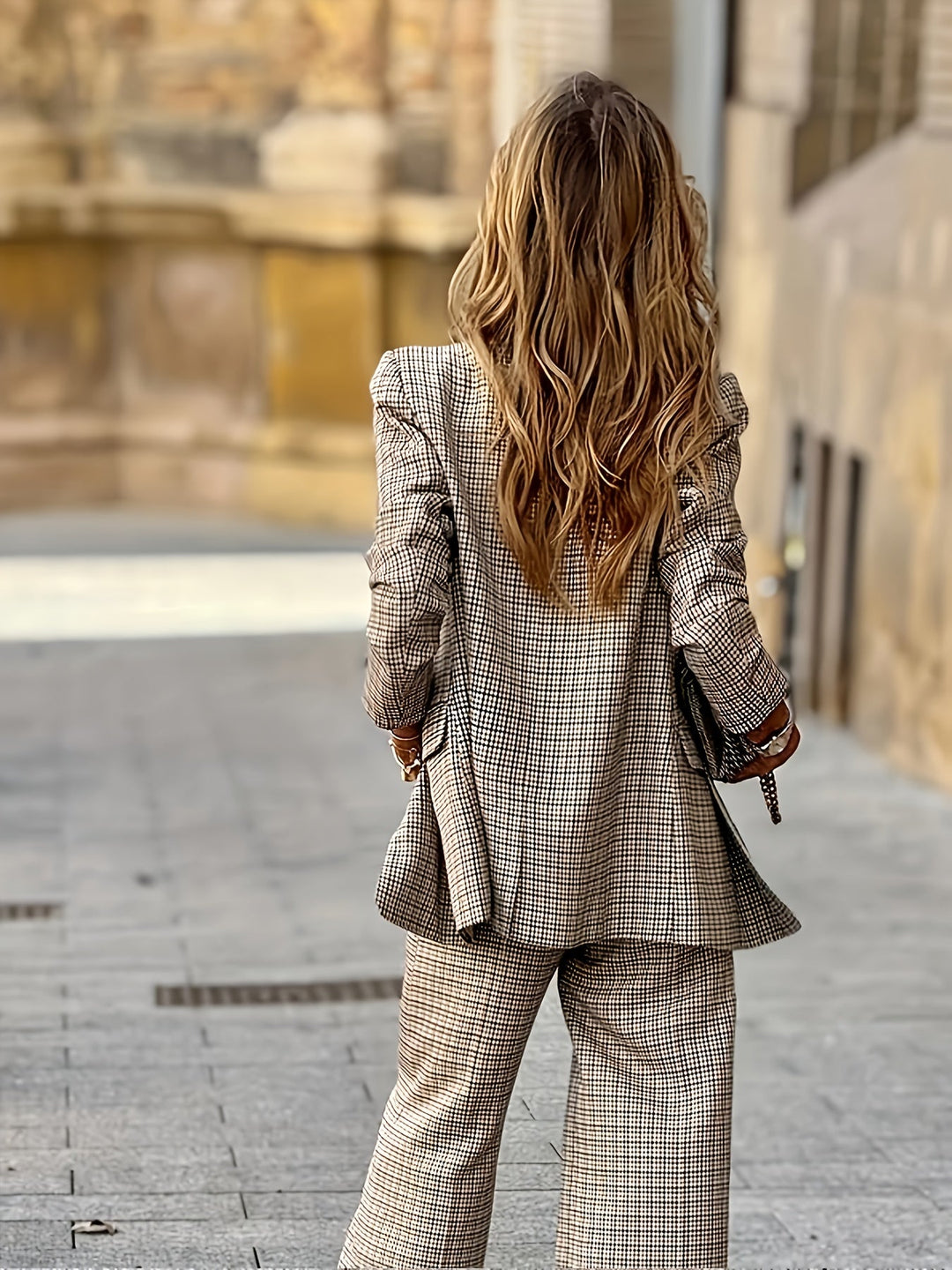 Tweedelige Set - Dubbelgeknoopte Blazer & Vrije Beweging 6