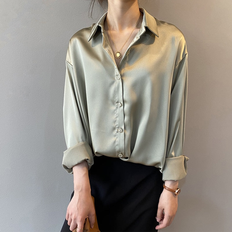 Blouse Dames | Satijnen Glans & Tijdloze Elegantie
