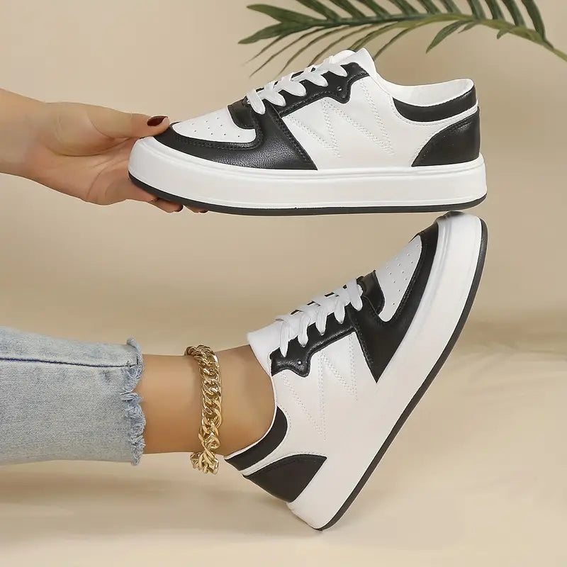 CHIARA - MODIEUZE SNEAKERS VOOR DE ZOMER 0