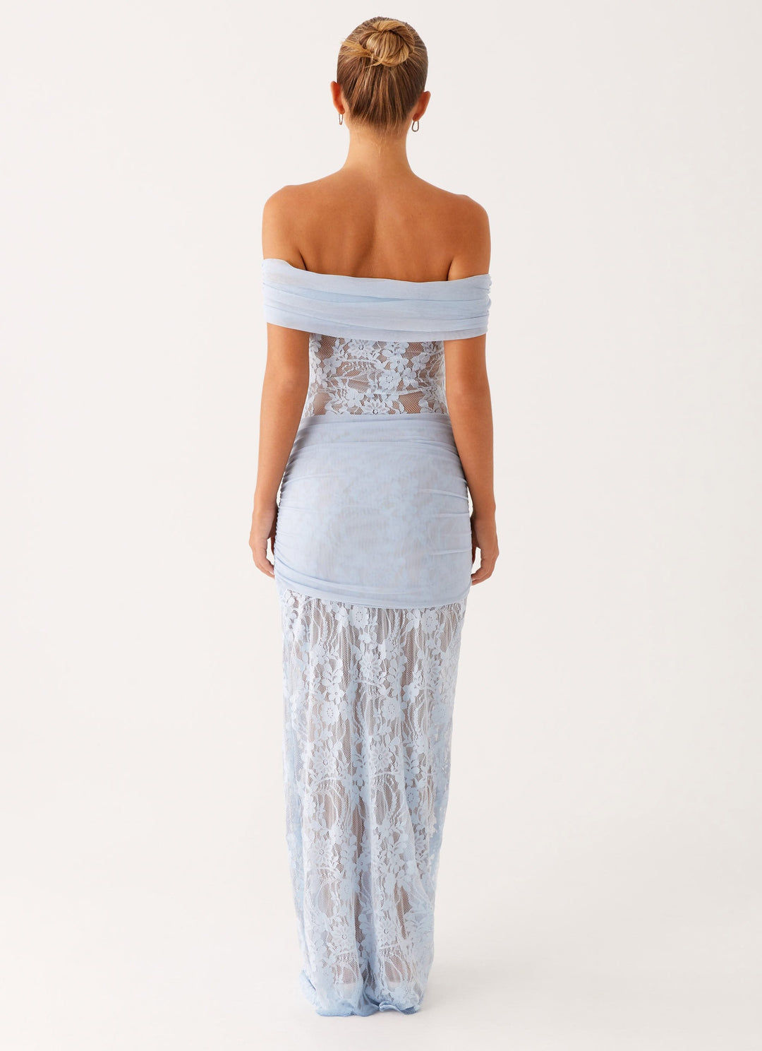 Calmera Maxi Jurk | Off-Shoulder | Maxi Lengte | Elegant Kantdetail 2