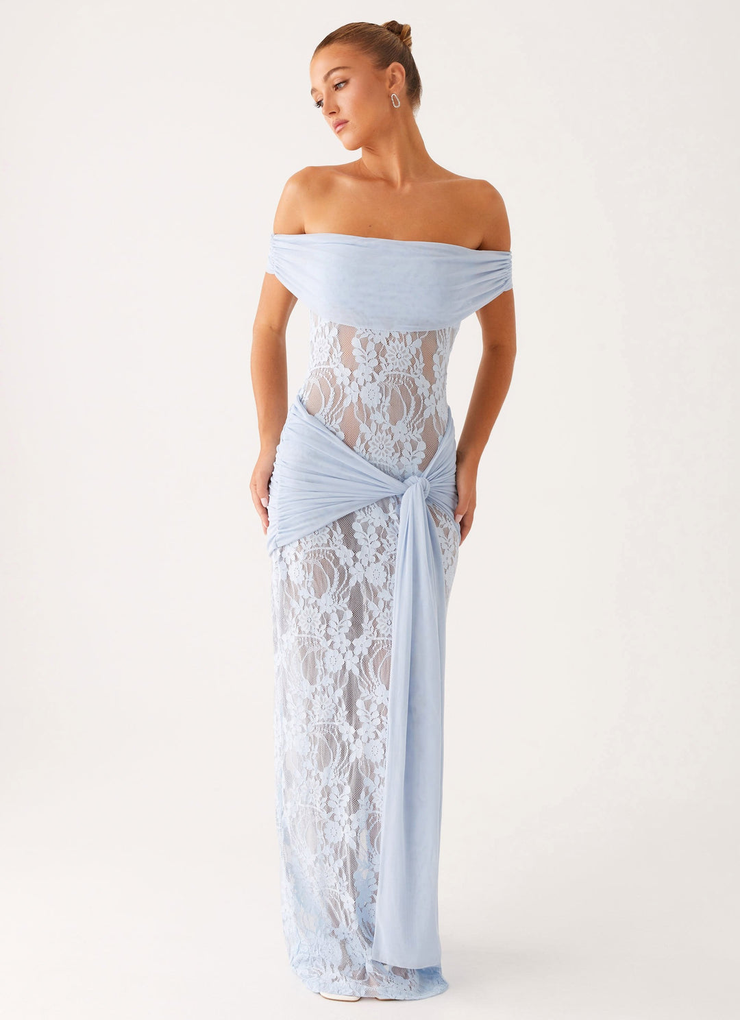 Calmera Maxi Jurk | Off-Shoulder | Maxi Lengte | Elegant Kantdetail 3