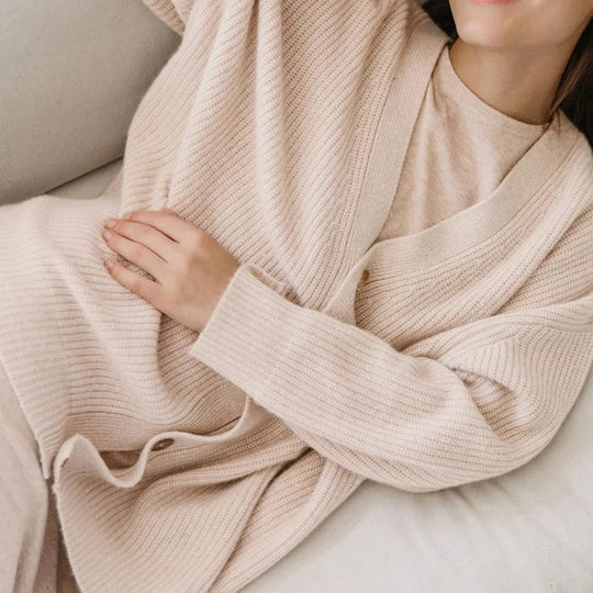 Cardigan Damen Oversized | V-Ausschnitt & Knopfleiste 13