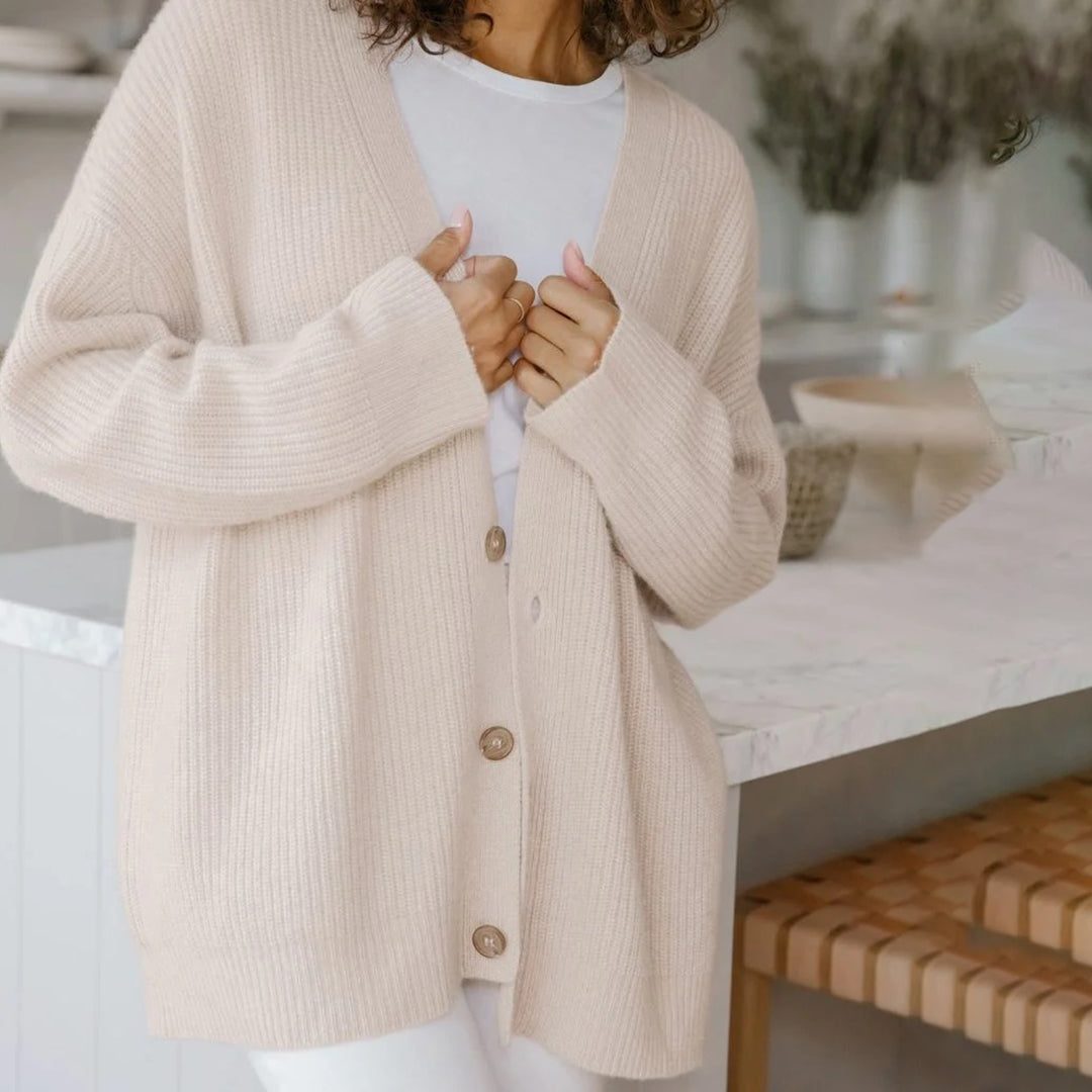 Cardigan Damen Oversized | V-Ausschnitt & Knopfleiste 14