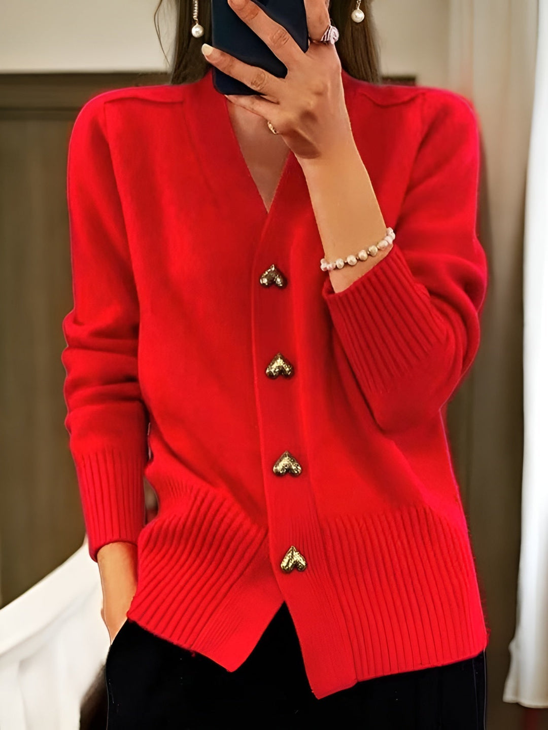 Cardigan Damen | Zierliche Herzknöpfe & Warmer V-Ausschnitt