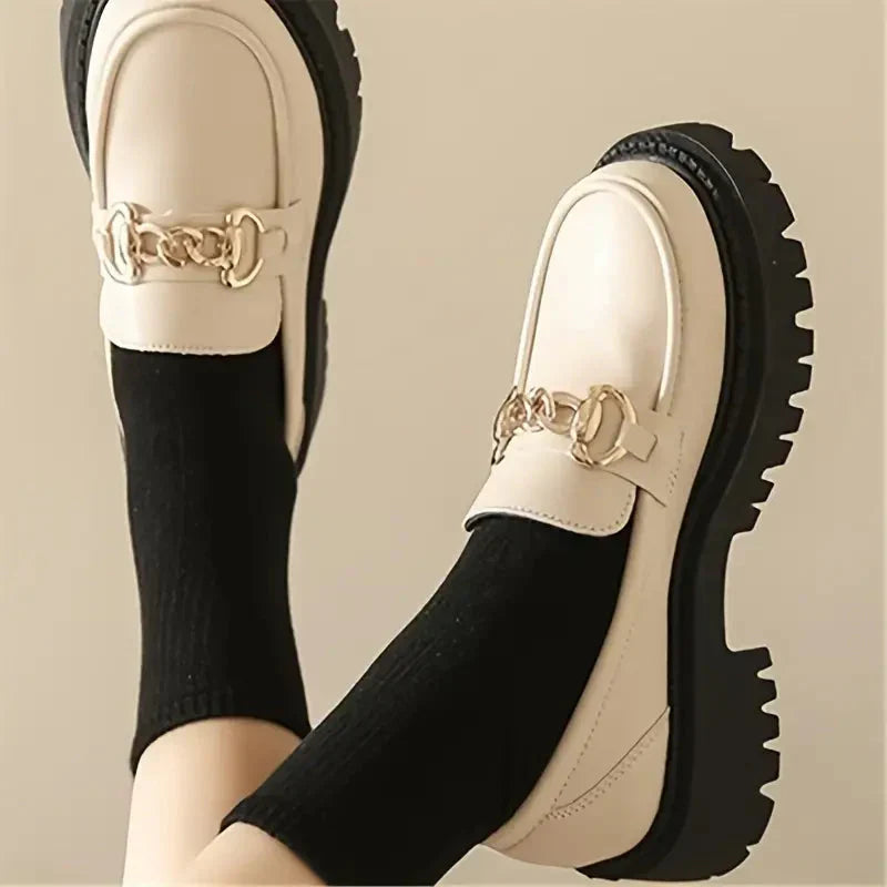 Loafers Damen | Kettendetail & Dicke Sohle 6