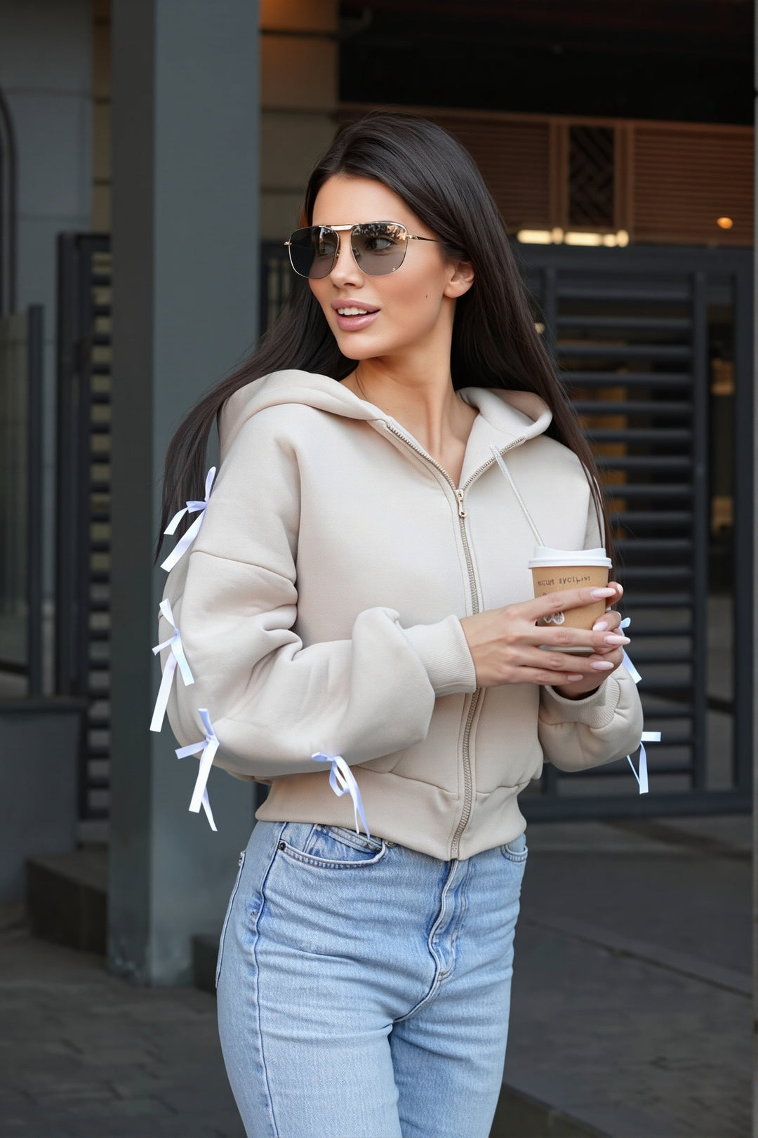 Cropped Hoodie Damen | Schleifenärmel & Lockerer Schnitt