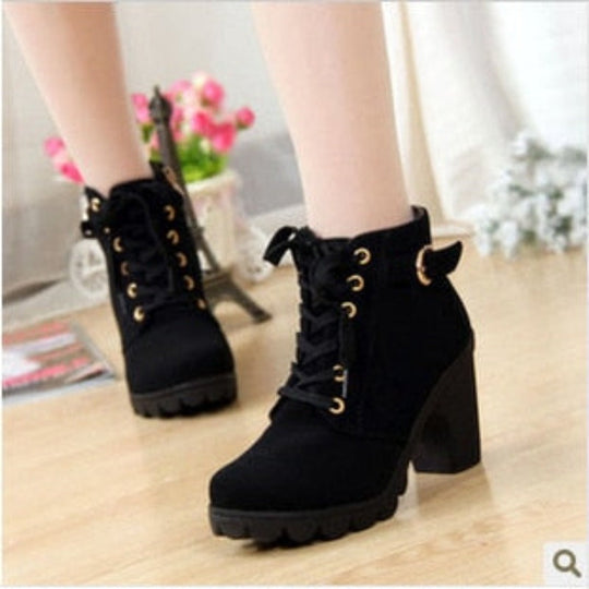 Damen Stiefel Blockabsatz Stretcheinsatz Schaft mit bequemer Passform