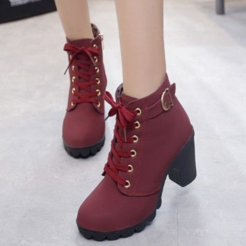 Damen Stiefel Blockabsatz Stretcheinsatz Schaft mit bequemer Passform