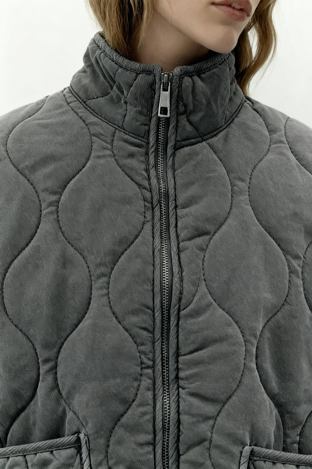 Damen Steppjacke Kyrie mit hohem Kragen und Taschen 4