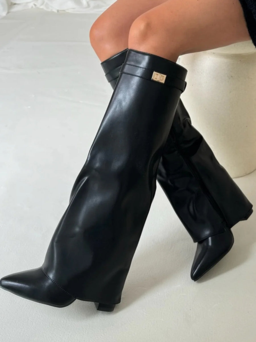 Dames Suède Boots met Gouden Details 3