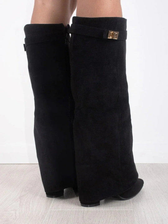 Dames Suède Boots met Gouden Details 8