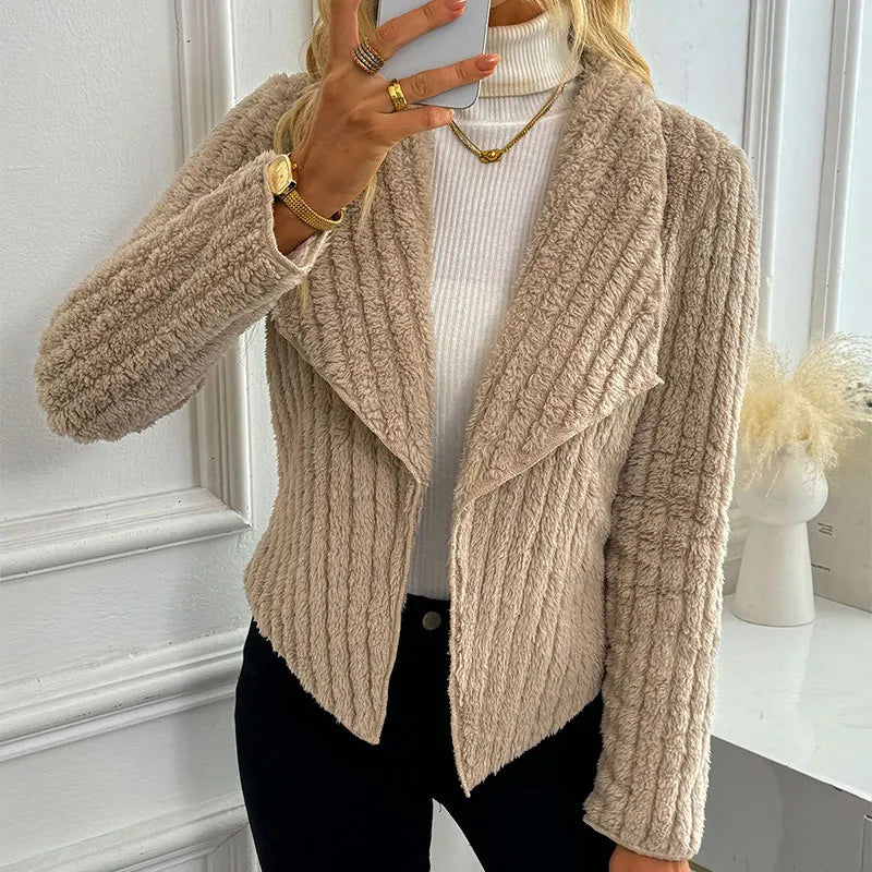 Danisha – Beige vest met ribstructuur 3