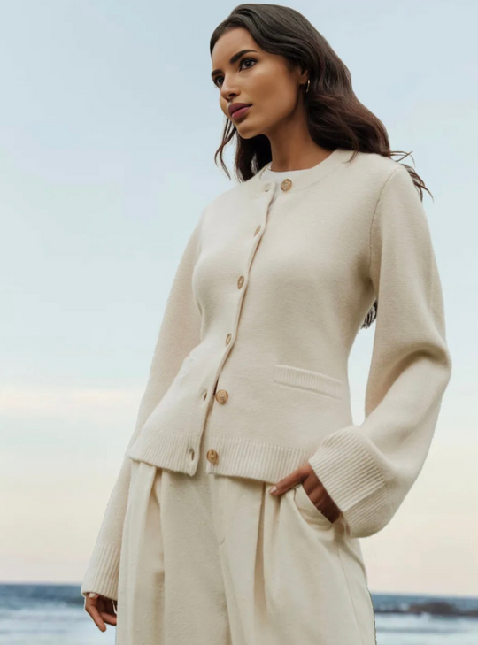 ÉLISÉ – Zachte Knopen Cardigan voor Elke Dag Elegantie 0