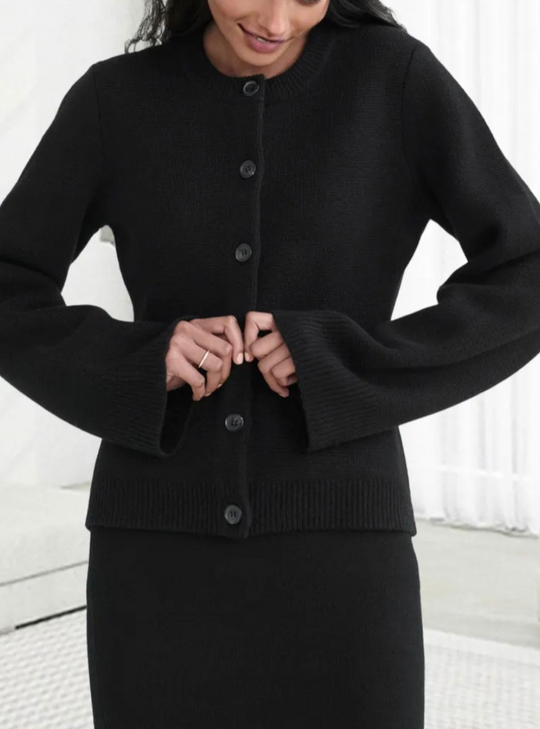 ÉLISÉ – Zachte Knopen Cardigan voor Elke Dag Elegantie 5