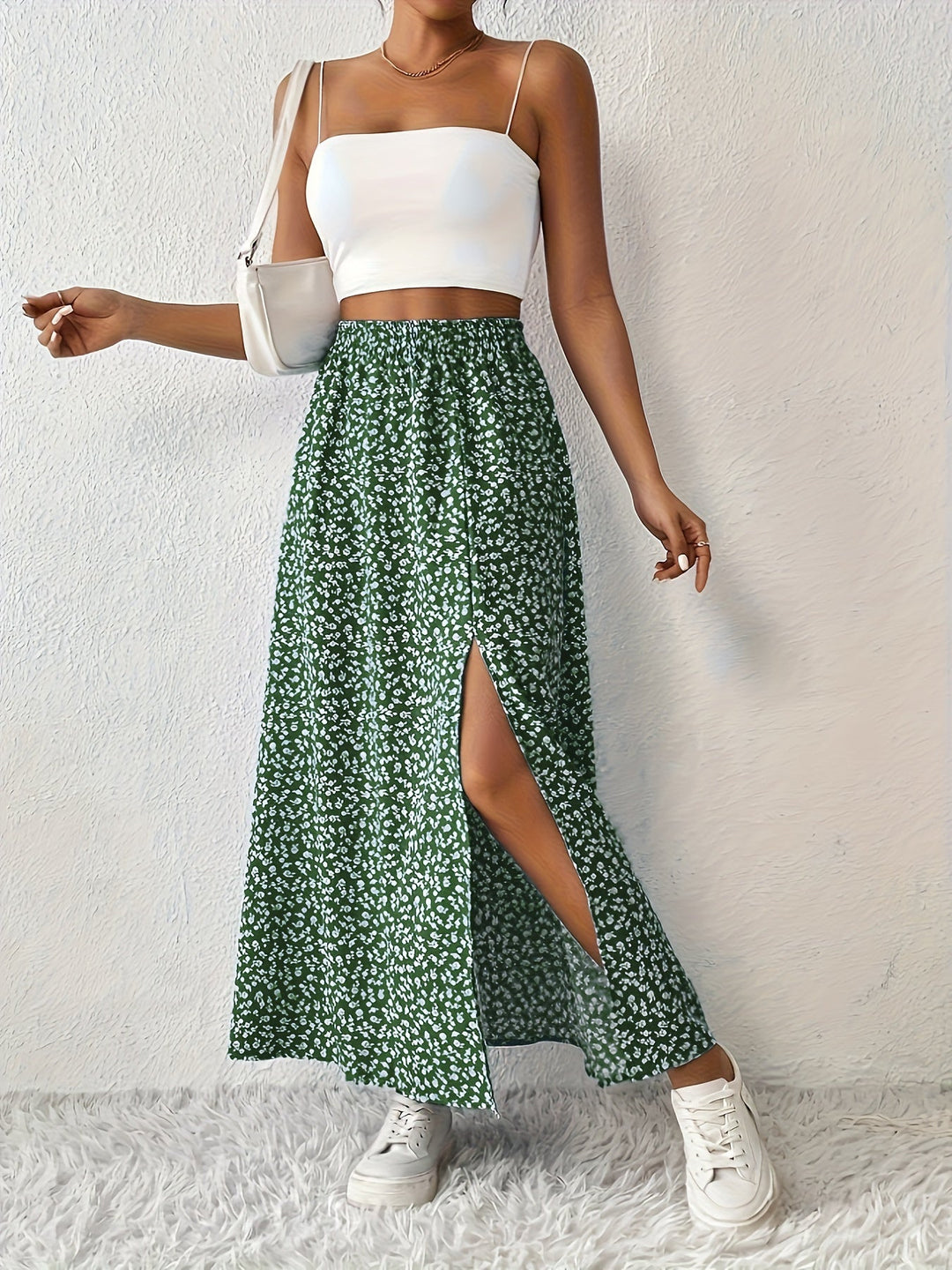 GILLIAN – BREEZY CHARM MAXIROK 1