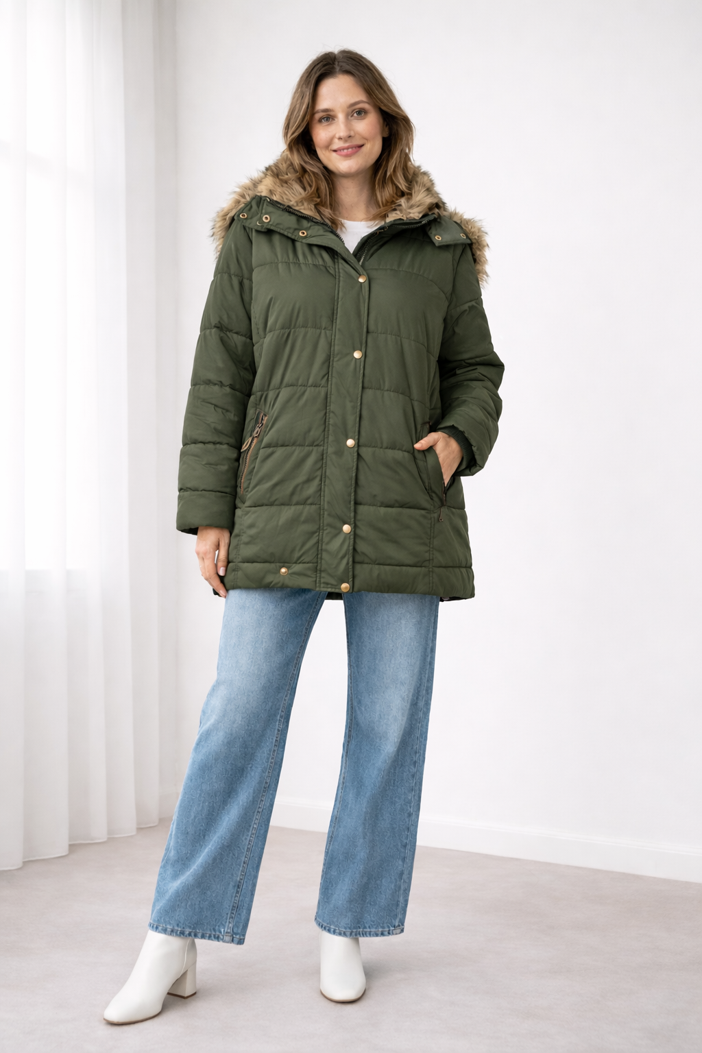 Gesteppte Damenjacke mit Kapuze | Jacke Damen für kühle Tage 2