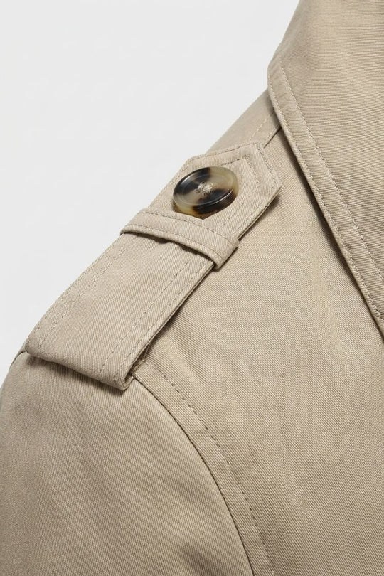 Herren Trenchcoat zweireihig Reverskragen Taschen mit Schulterdetails