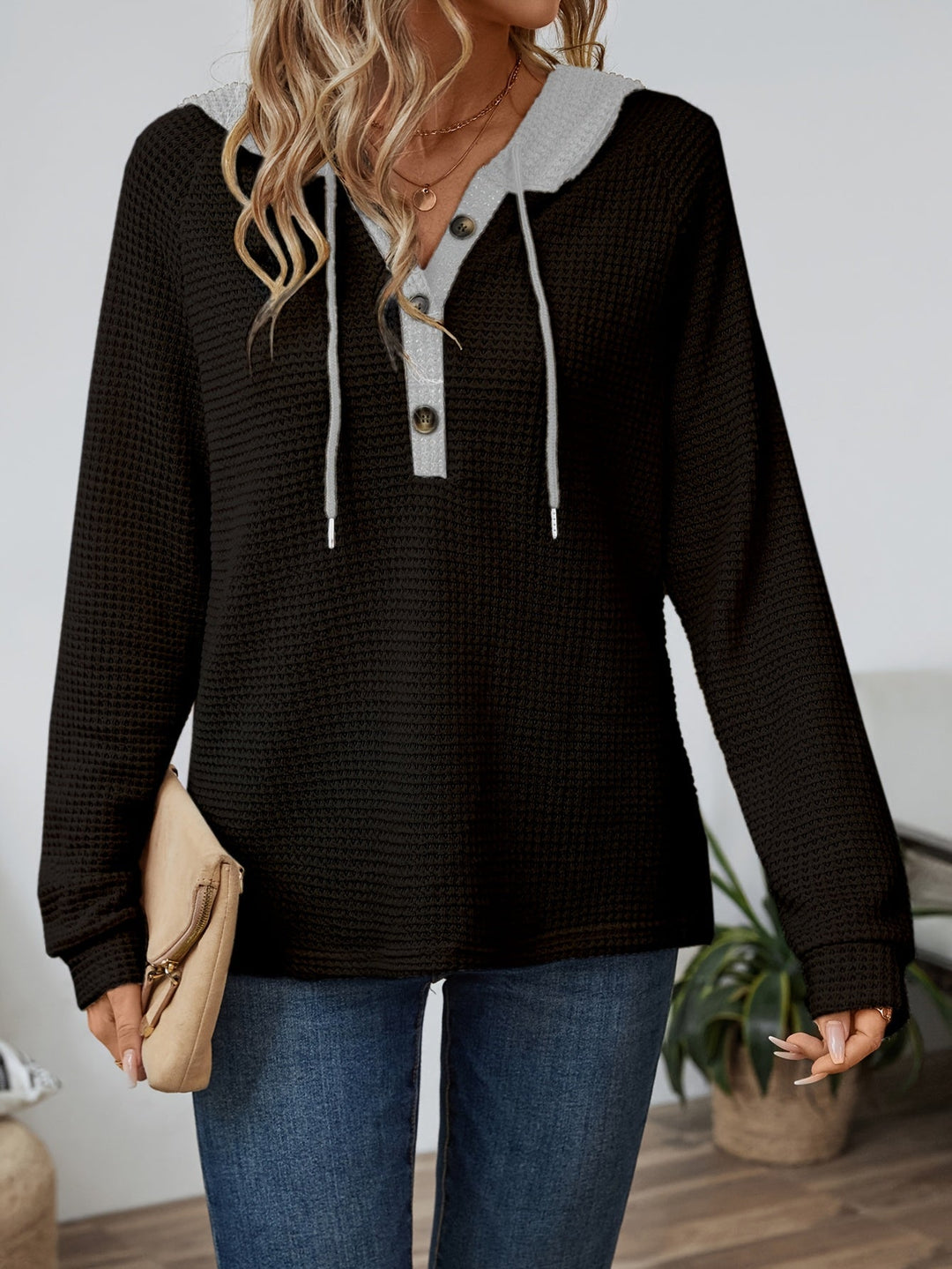 Bequemer Hoodie für Damen als vielseitiges Kleidungsstück im Alltag