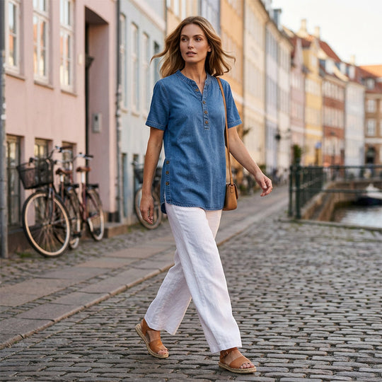 Kynessa - Lichte denim tuniek voor dames met korte mouwen en V-hals 8