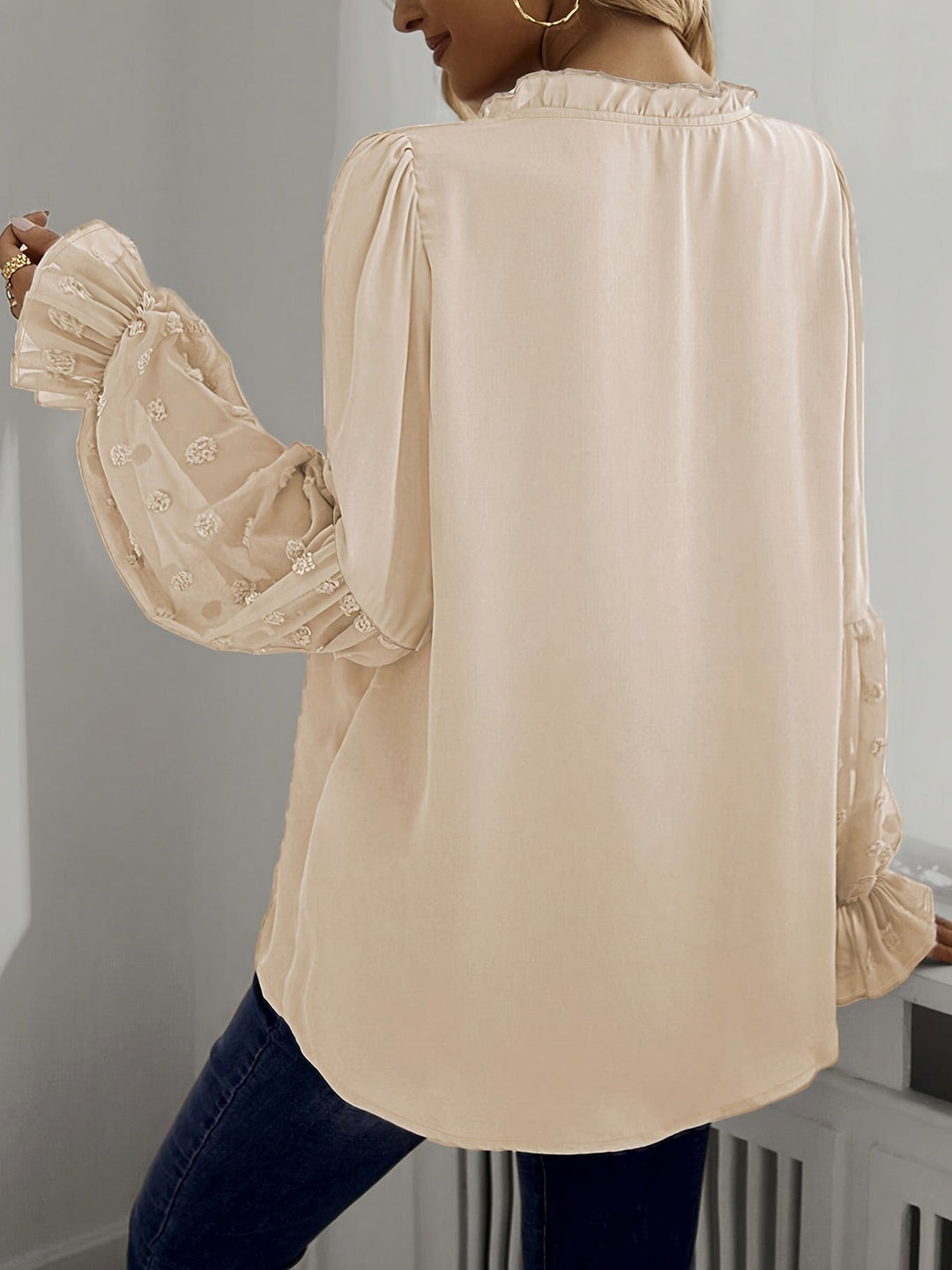V-hals Blouse - Bloemige Mesh Ontwerp en Rimpel Mouwen 1
