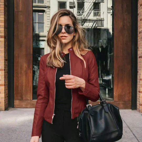 Lederjacke Damen | Gerader Schnitt & Robuster Verschluss 11