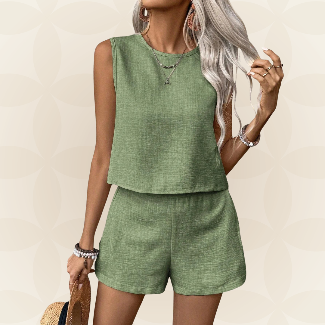 Linda - Zomerset met Mouwloze top en shorts 3