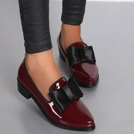 Loafers Dames | Strikdecoratie & Verfijnde Puntige Neus