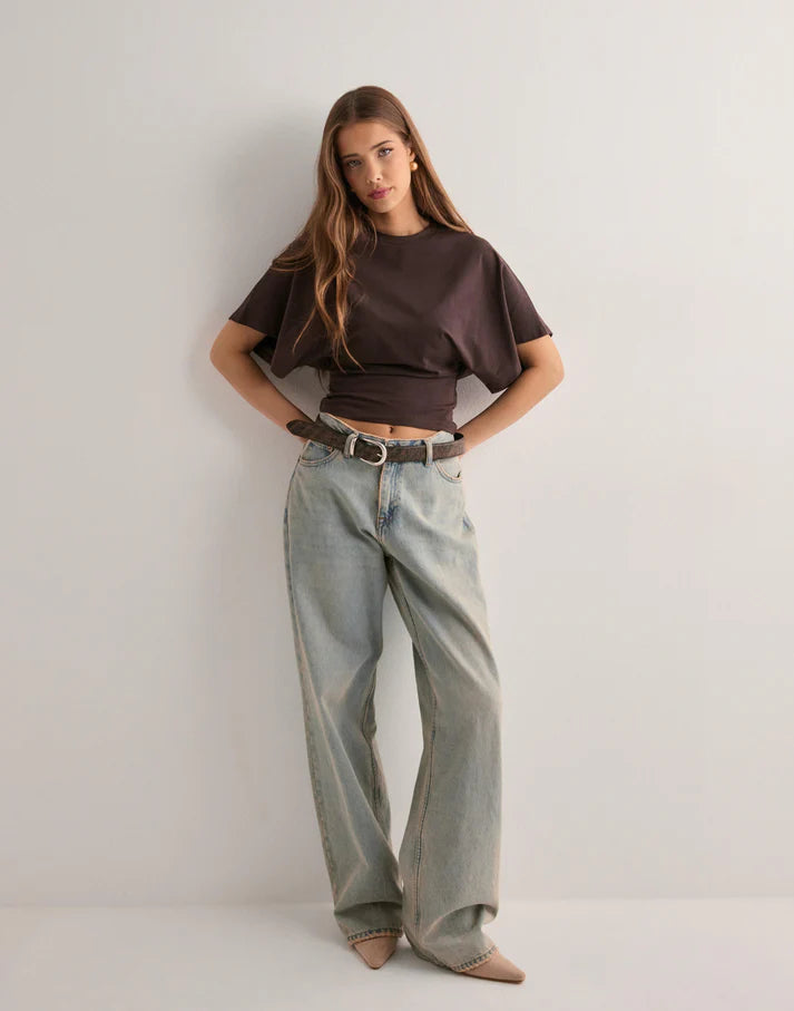 Luna | Trendy Icon Tee 0