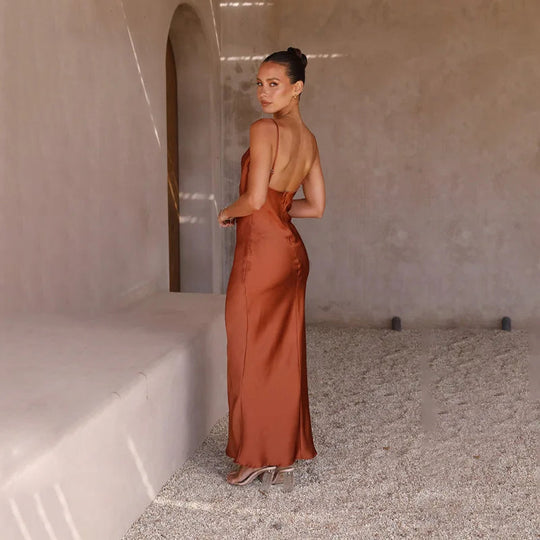 Maxi Jurk Dames | Open Rug & Elegante Satijnlook