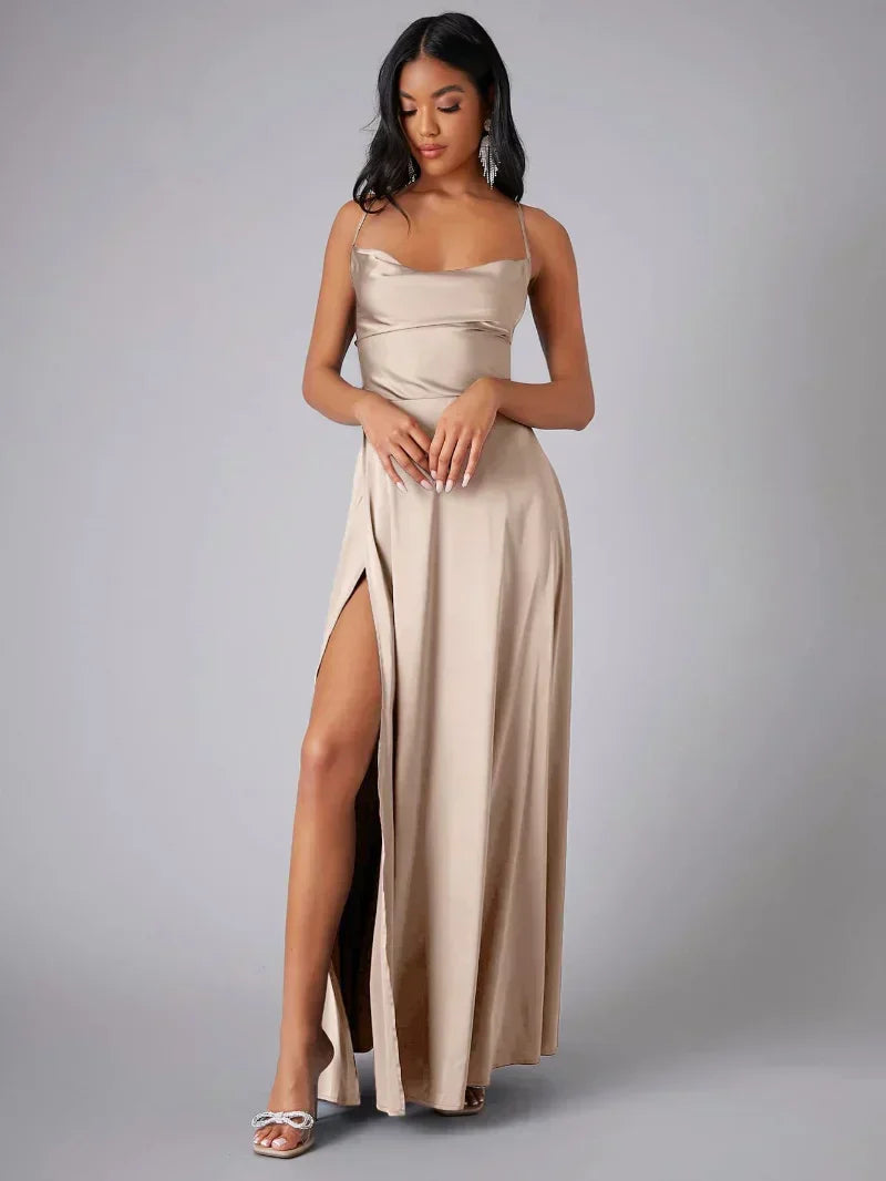Maxi Jurk Dames | Satijnen Avondjurk met Open Rug & Split