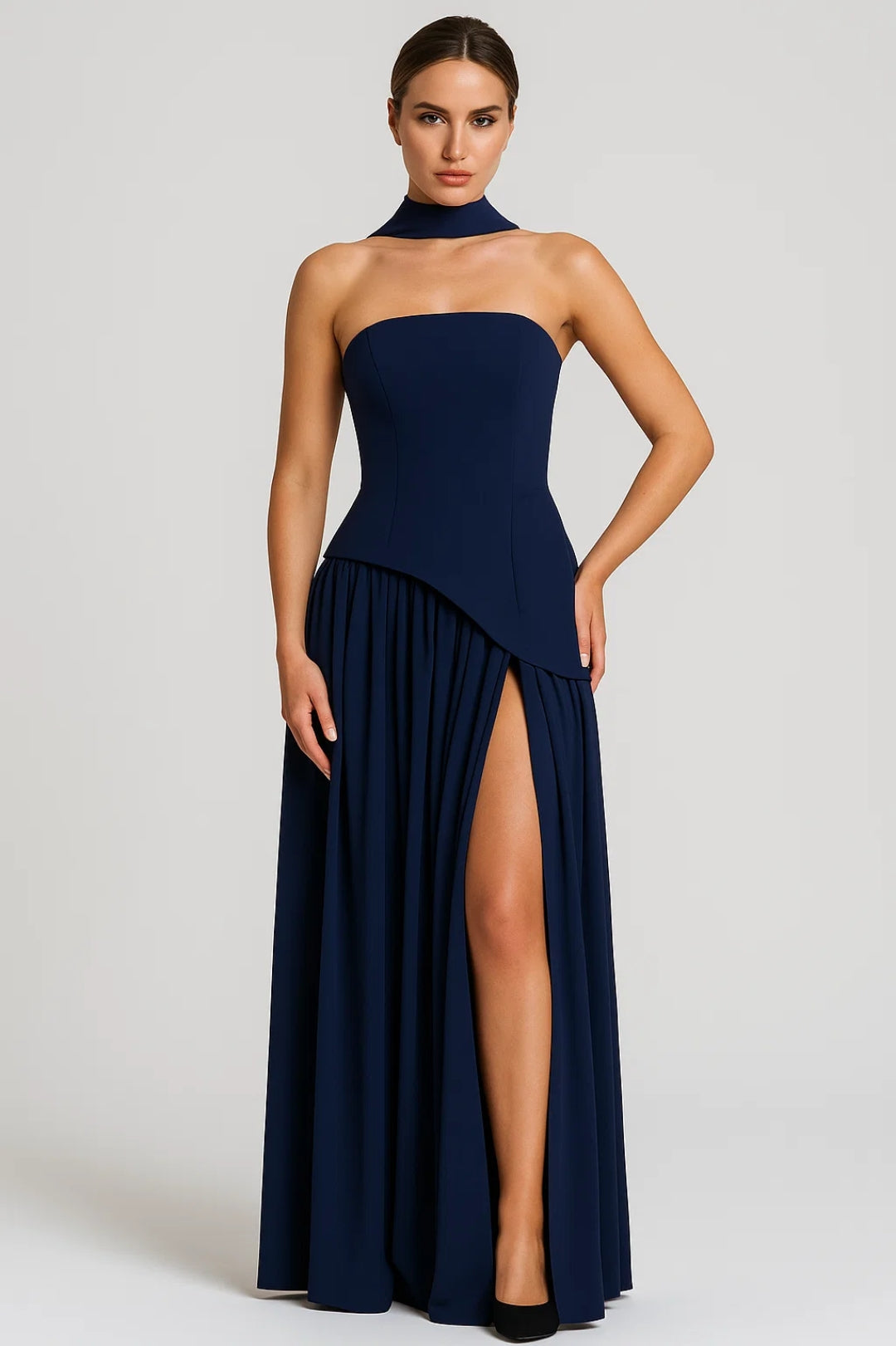Maxi jurk | Strapless Halterband & Hoge Split