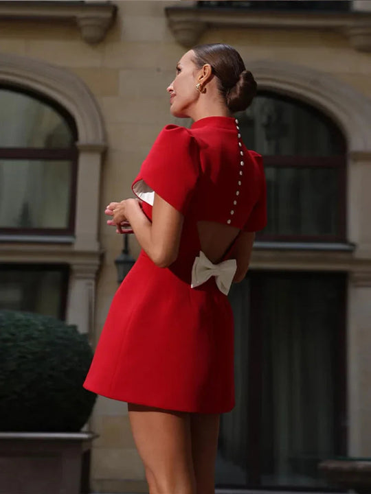 Mini Jurk Dames | Gewatteerde Schouders & Flatterend A-lijn Silhouet