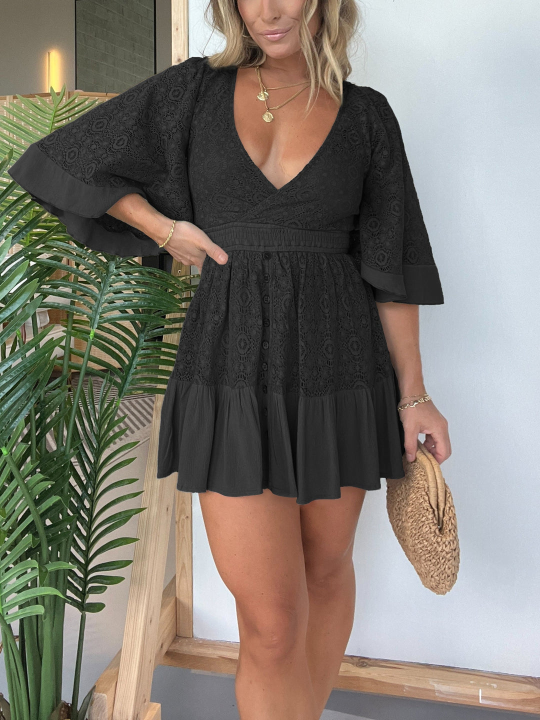 Mini-Sommerkleid Damen mit Spitze und Integrierten Shorts - Lisa 5