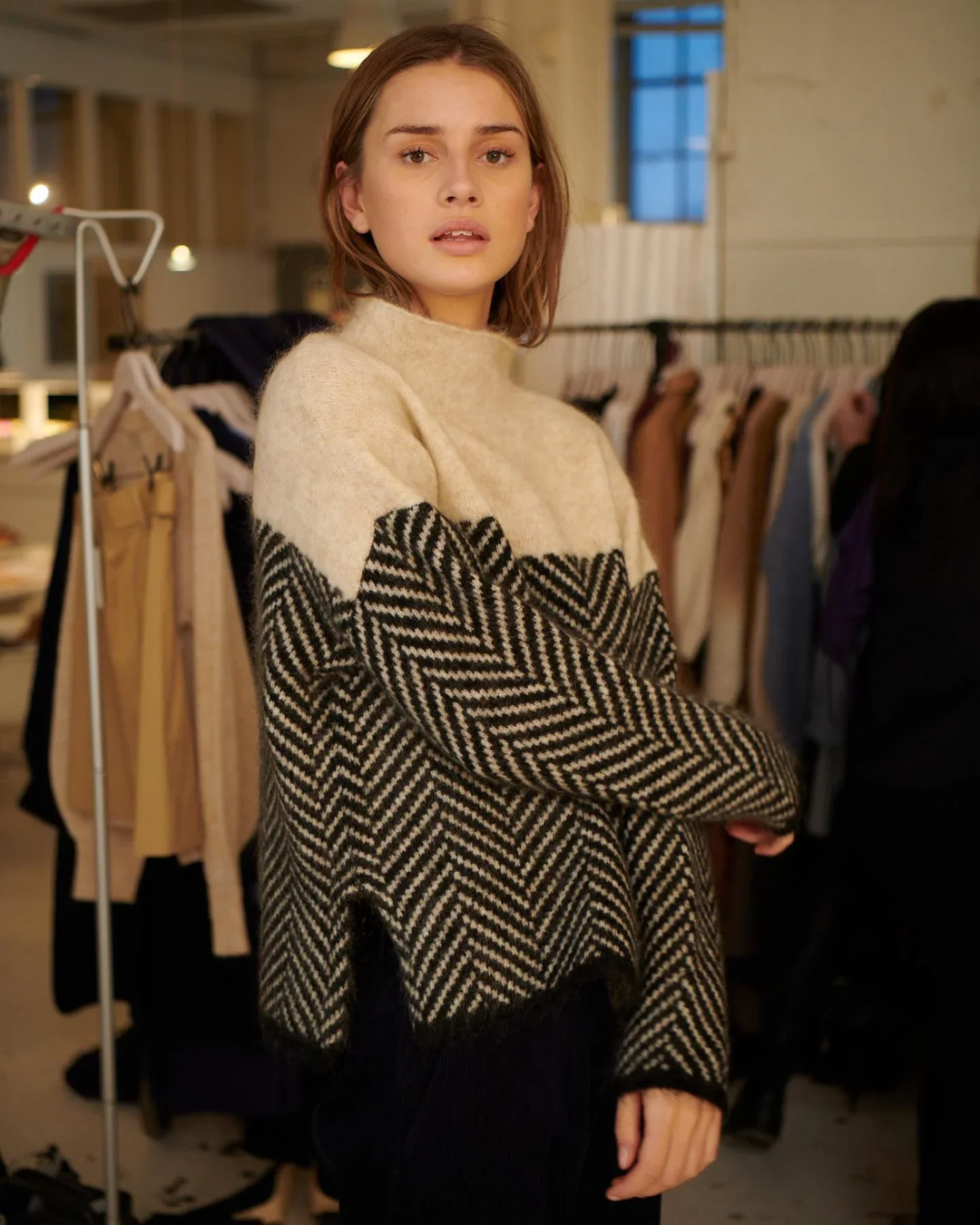 Rollkragenpullover Damen | Fischgratmuster & Standfester Kragen 6