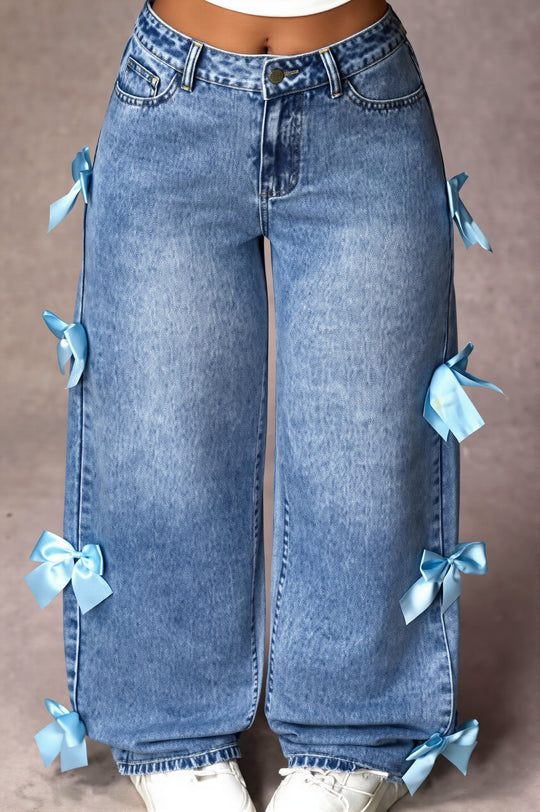 Straight Leg Jeans Damen | Lockere Passform & Schleifendetail