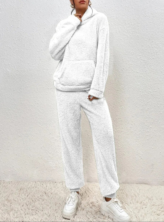 Strickanzug Damen | Rollkragen & Weites Bein