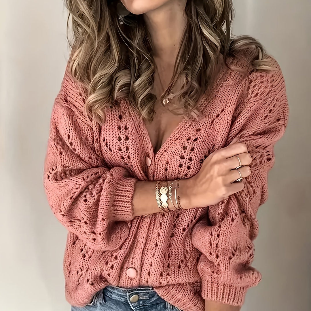 Strickjacke Damen | Raffinierte Lochmuster-Details & V-Ausschnitt 1