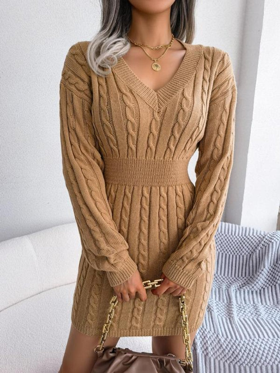 Strickkleid Damen | Zopfmuster & V-Ausschnitt