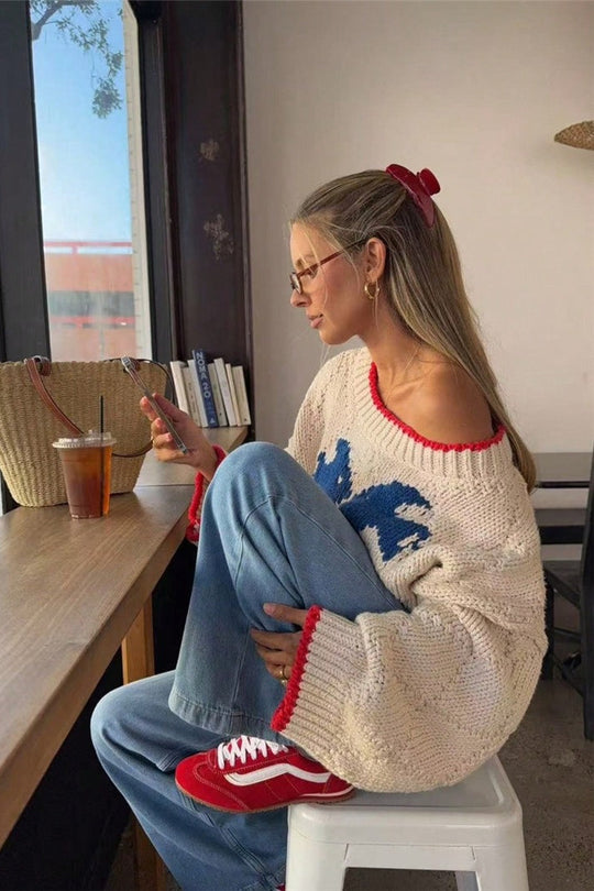 Damen-Strickpullover mit verspieltem Hundemotiv auf der Vorderseite