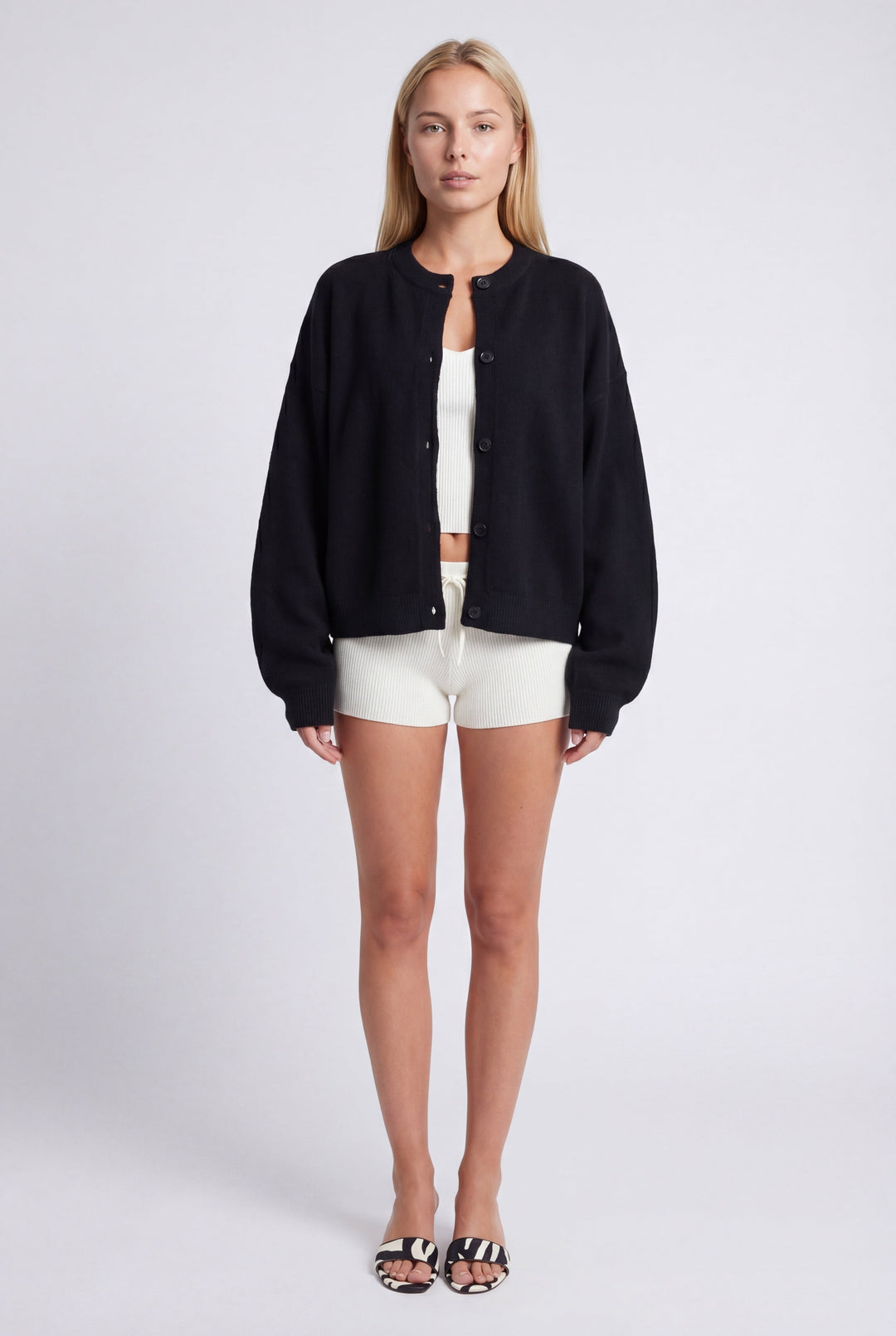 Astra Vest Dames | Oversized Pasvorm met Hoge Ronde Halslijn 2