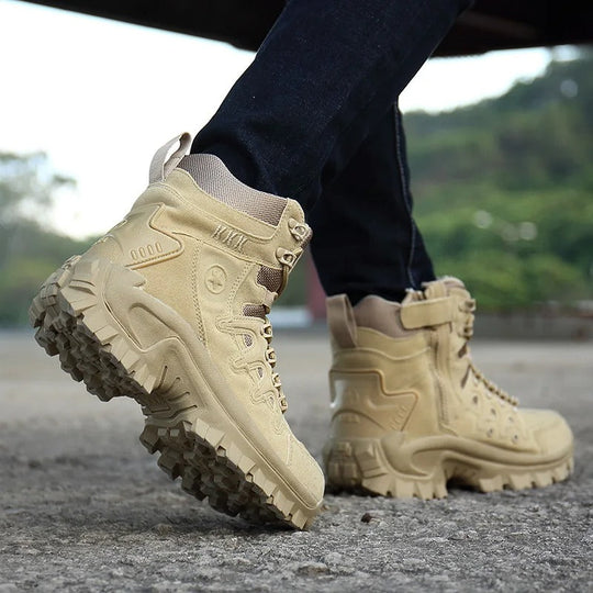Alfredo | Zwarte militaire werklaarzen met antislip zool in de kleur Khaki voor heren in stijl geschikt voor alle seizoenen.