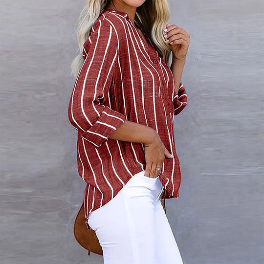 Gestreepte blouse - perfect voor elke gelegenheid. Biedt moeiteloos comfort, warmte en een trendy uitstraling. Gemaakt van duurzaam materiaal van hoge kwaliteit.