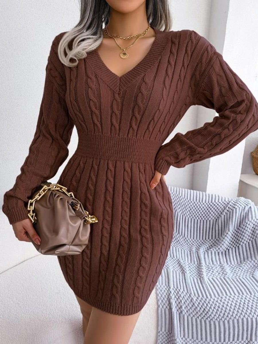 Strickkleid Damen | Zopfmuster & V-Ausschnitt