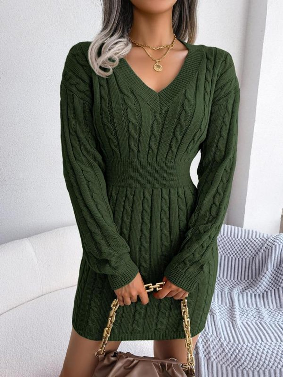 Strickkleid Damen | Zopfmuster & V-Ausschnitt