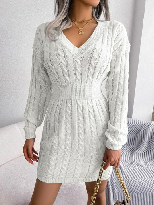 Strickkleid Damen | Zopfmuster & V-Ausschnitt